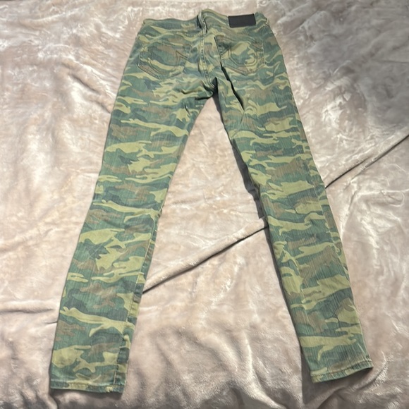 True religion army jeans!!! - Picture 2 of 3